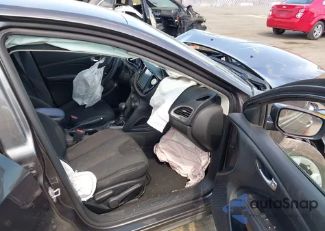 2016 Dodge Dart Sxt z USA, uszkodzony, nr VIN 1C3CDFBB2GD608287